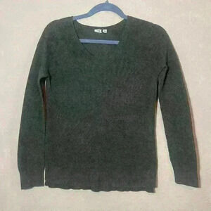 GAP women's sweater size XS Olive Green